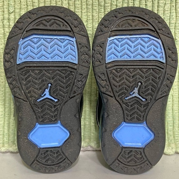 Nike Air Jordan True Flight Kids Black/Blue Athletic Sneakers Shoes Size US 4C - Picture 8 of 9